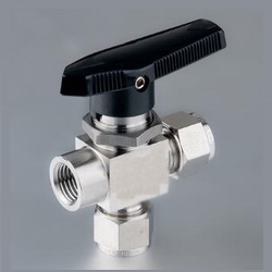 進(jìn)口三通球閥結(jié)構(gòu)圖