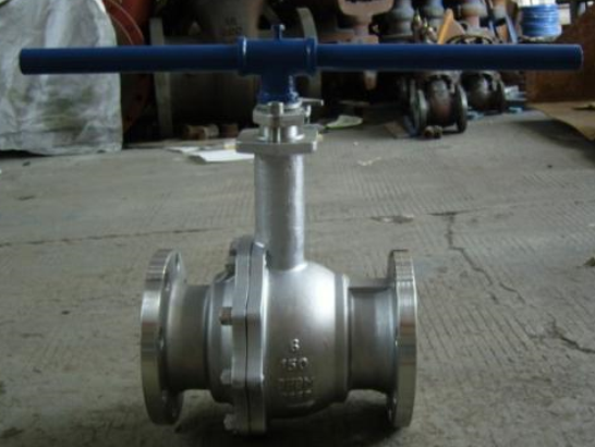 低溫手動(dòng)球閥必須要做好防護(hù)準(zhǔn)備